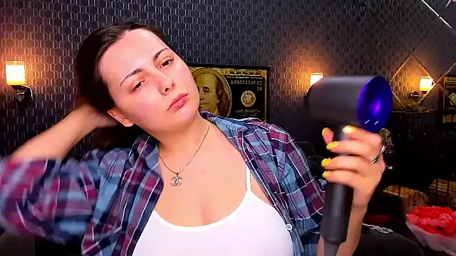 Snapshot of _extraterrestrial_ chatting on October 17, 2025, 7:27 pm extraterrestrial online show from October 17, 2025, 7:27 pm