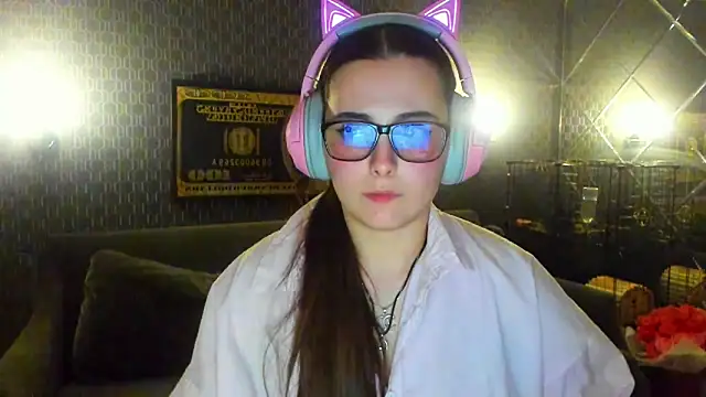  extraterrestrial  online show from November 22, 2025, 3:16 am