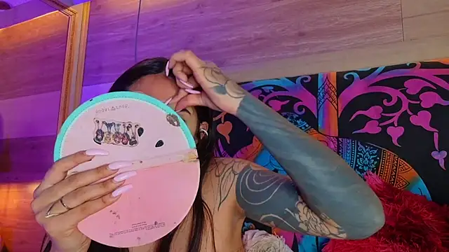 Cori Paige online show from February 8, 2026, 4:38 am