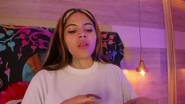 Cori Paige online show from April 16, 2026, 4:13 am