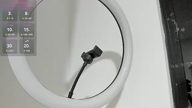 Kylie2211 online show from March 12, 2026, 1:12 am