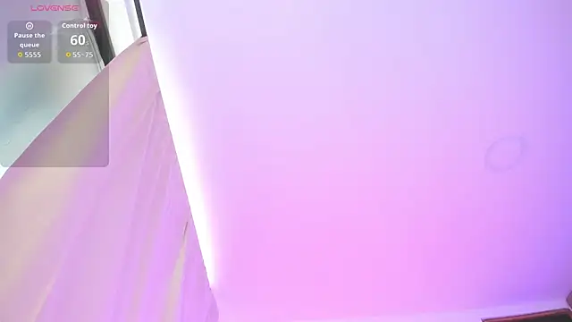 Kylie2211 online show from March 18, 2026, 6:11 pm