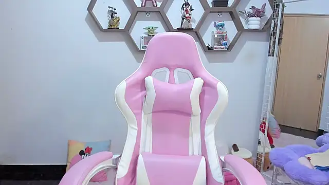 SharonSander online show from January 19, 2025, 10:49 pm