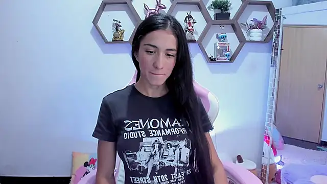 SharonSander online show from January 21, 2025, 1:08 am