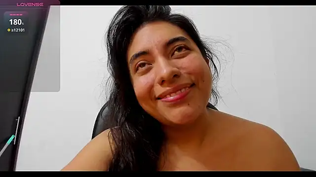 Snapshot of miss_eylens chatting on September 30, 2025, 5:01 am miss eylens online show from September 30, 2025, 5:01 am