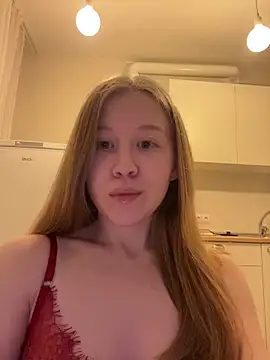 Eva Weyne online show from February 16, 2026, 9:44 pm