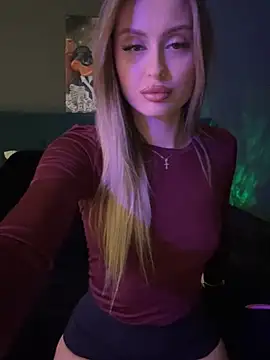 Snapshot of Sweet__Milly chatting on January 12, 2025, 1:16 pm Sweet  Milly online show from January 12, 2025, 1:16 pm