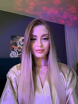 Snapshot of Sweet__Milly chatting on January 19, 2025, 6:32 pm Sweet  Milly online show from January 19, 2025, 6:32 pm