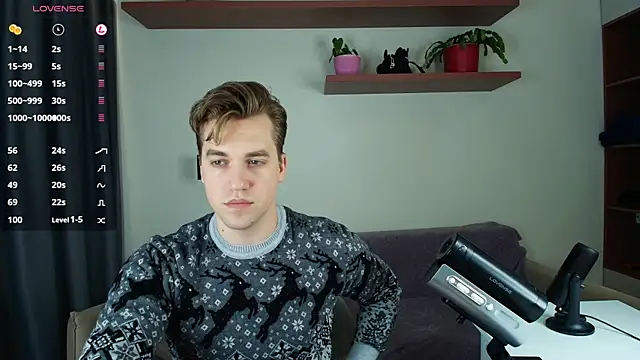 Snapshot of AustinButler chatting on December 20, 2024, 8:34 pm AustinButler online show from December 20, 2024, 8:34 pm