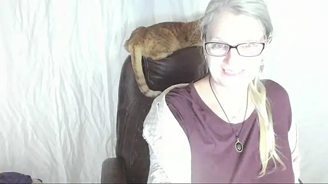 Snapshot of irinamaux chatting on February 28, 2025, 11:14 am irinamaux online show from February 28, 2025, 11:14 am