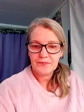 irinamaux online show from January 8, 2026, 7:10 am