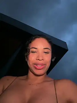 Brunettexio online show from February 8, 2025, 11:24 pm