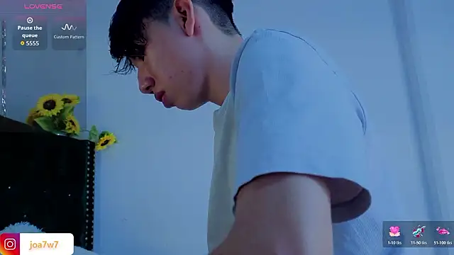 Levii Ackermann online show from March 2, 2026, 2:24 pm