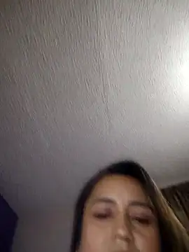 silvana queen07 online show from November 21, 2025, 1:04 am