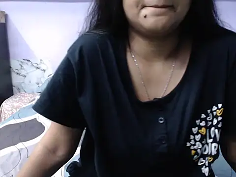 Freya nia online show from September 25, 2025, 11:47 am