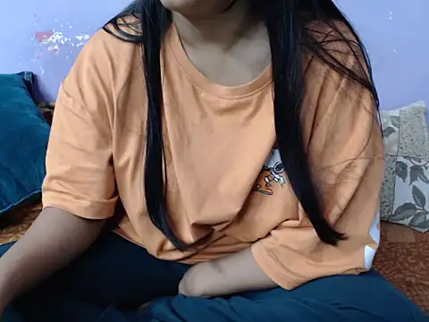 Freya nia online show from November 21, 2025, 3:33 pm