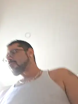 Snapshot of Zander823 chatting on February 11, 2026, 3:28 pm Zander823 online show from February 11, 2026, 3:28 pm