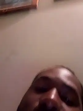 Bighood T online show from December 24, 2024, 1:27 am