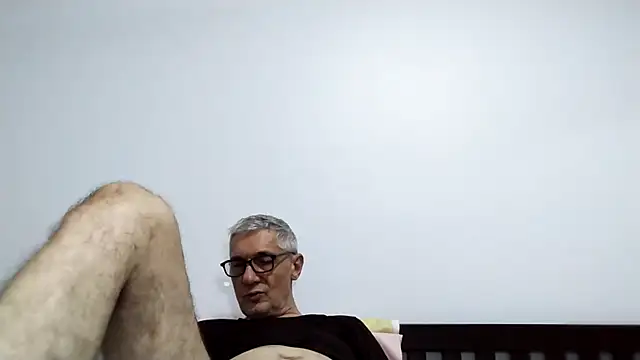 BIGUNCUTHARDCOCK online show from March 8, 2026, 2:04 am