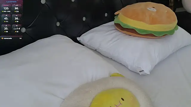 2SummerLove1 online show from December 16, 2024, 12:27 pm