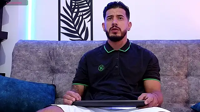 Snapshot of Bruno_Mattos chatting on January 14, 2025, 9:41 pm Bruno Mattos online show from January 14, 2025, 9:41 pm