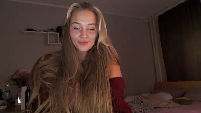 Milk Bunny online show from December 28, 2024, 4:52 pm