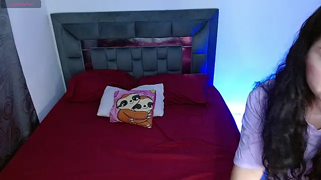 daarklover online show from December 7, 2024, 2:31 am