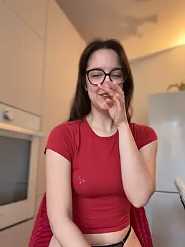  Juliette online show from February 9, 2026, 9:13 am