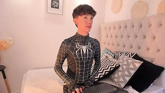 Tomy Rox online show from January 22, 2025, 3:41 am