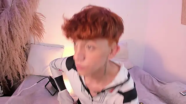 Tomy Rox online show from February 1, 2025, 11:37 pm