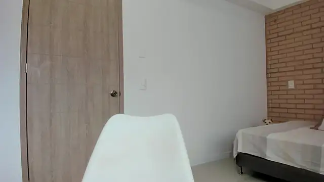 Vera Fernandez online show from March 6, 2026, 8:05 pm