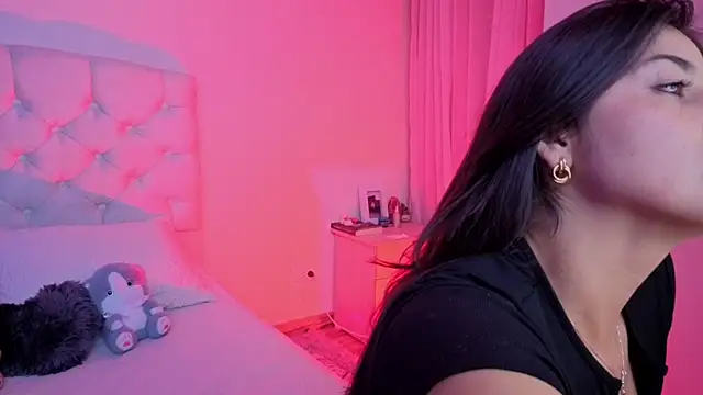 ChanellGV online show from February 11, 2026, 11:43 pm