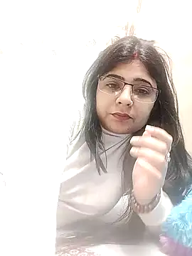 Snapshot of Husnpari20 chatting on January 1, 2025, 12:33 pm Husnpari20 online show from January 1, 2025, 12:33 pm