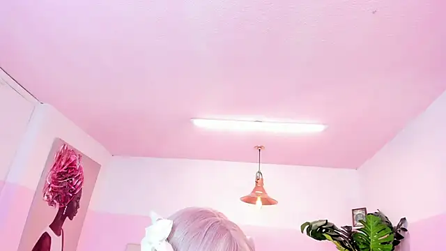 Snapshot of Red_lady chatting on February 11, 2025, 4:01 am Red lady online show from February 11, 2025, 4:01 am