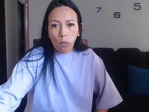 Laura martin  online show from March 12, 2025, 2:34 pm