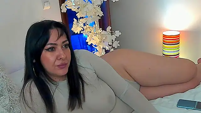 GracyJee online show from March 13, 2025, 11:19 am