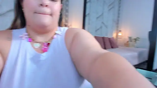 Sara Thompsoon online show from February 23, 2026, 11:29 am