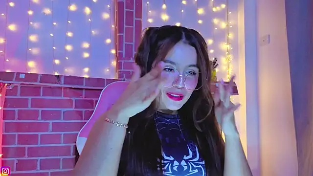 Juanelopez1 online show from February 28, 2026, 3:18 am