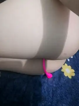 Snapshot of -Almira- chatting on March 5, 2025, 7:17 pm -Almira- online show from March 5, 2025, 7:17 pm