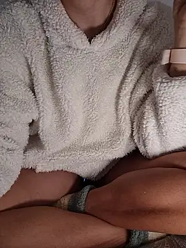 SexyErola27 online show from January 13, 2026, 5:57 am