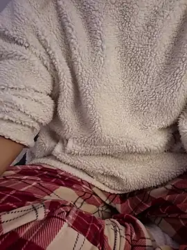 SexyErola27 online show from March 27, 2026, 6:51 pm