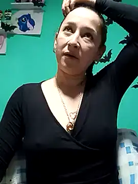 emilypoppy3 online show from January 17, 2025, 3:01 am