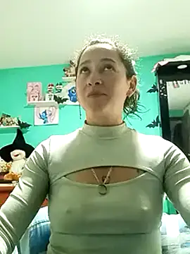 emilypoppy3 online show from March 4, 2025, 10:49 pm