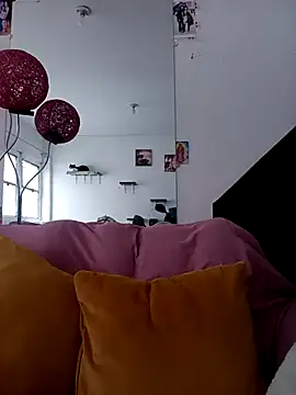 emilypoppy3 online show from November 26, 2025, 2:07 pm