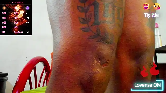 wotton 17 online show from December 13, 2025, 7:53 pm