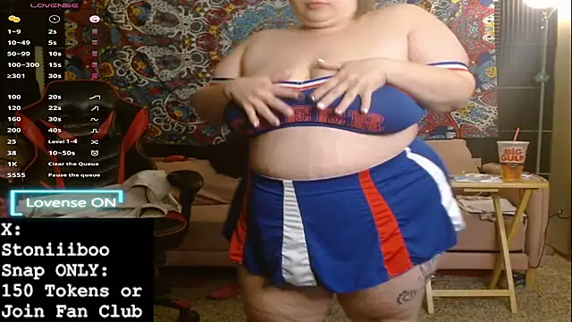 Stoniiiboo online show from October 25, 2025, 12:23 pm