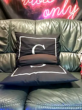 Melody87 online show from February 22, 2025, 11:03 pm