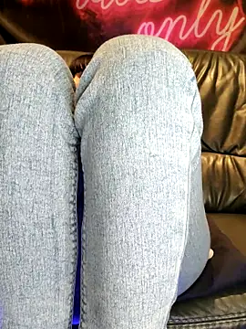 Melody87 online show from March 2, 2025, 8:29 pm