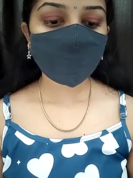 Angleannie online show from December 23, 2025, 1:36 am