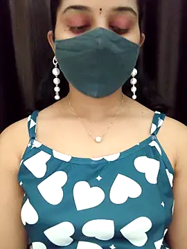 Angleannie online show from May 31, 2026, 7:59 pm